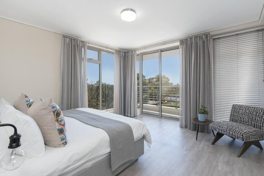 Apartment Stylish Point Getaway