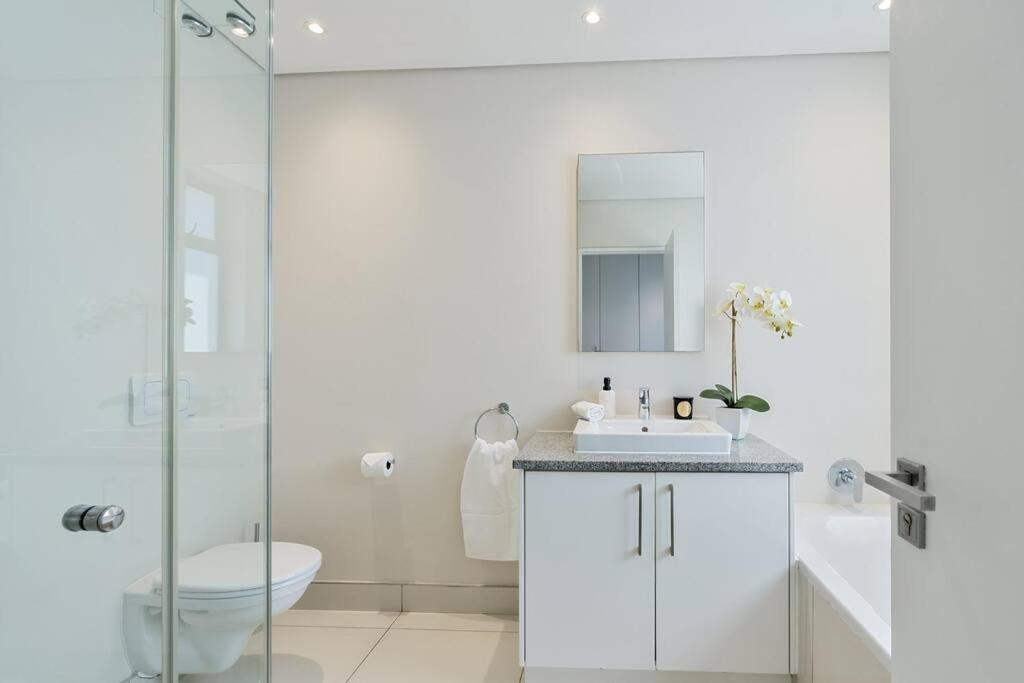 Apartment Stylish Point Getaway
