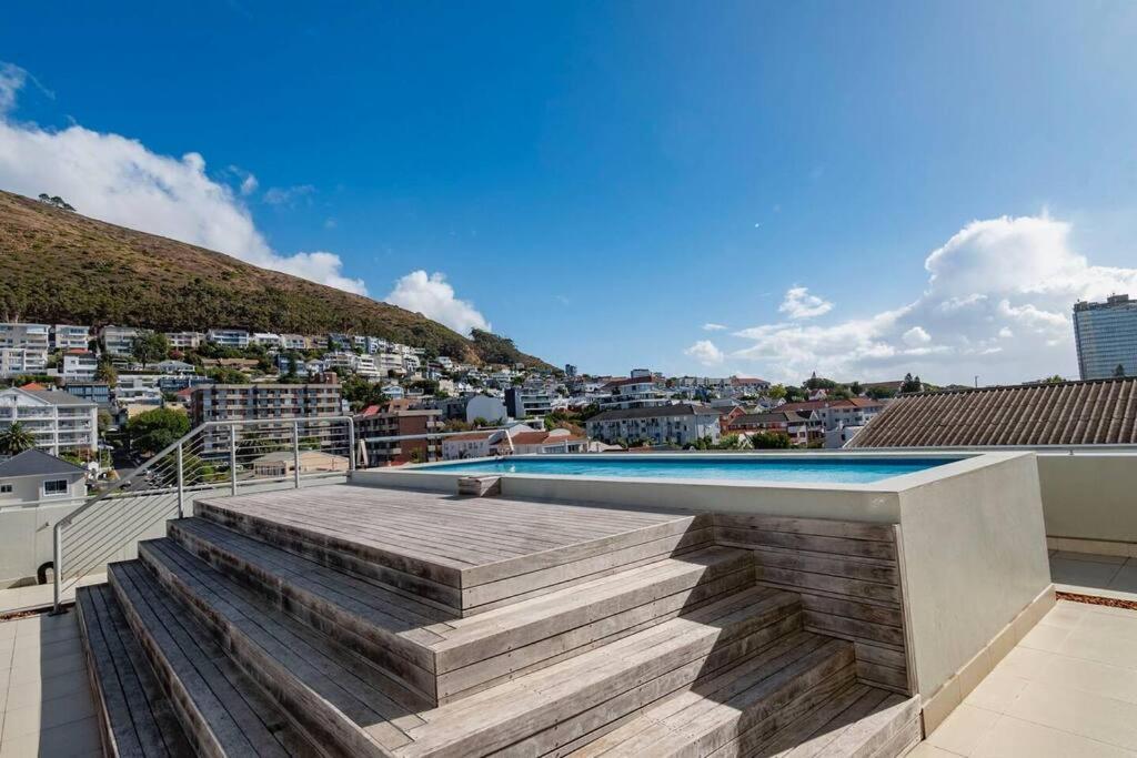 Stylish Point Getaway *